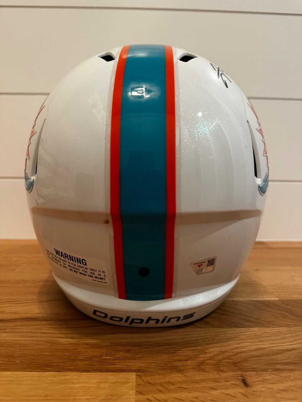 Tua Tagovailoa Signed Dolphins Full-Size Helmet – Fanatics Authenticated