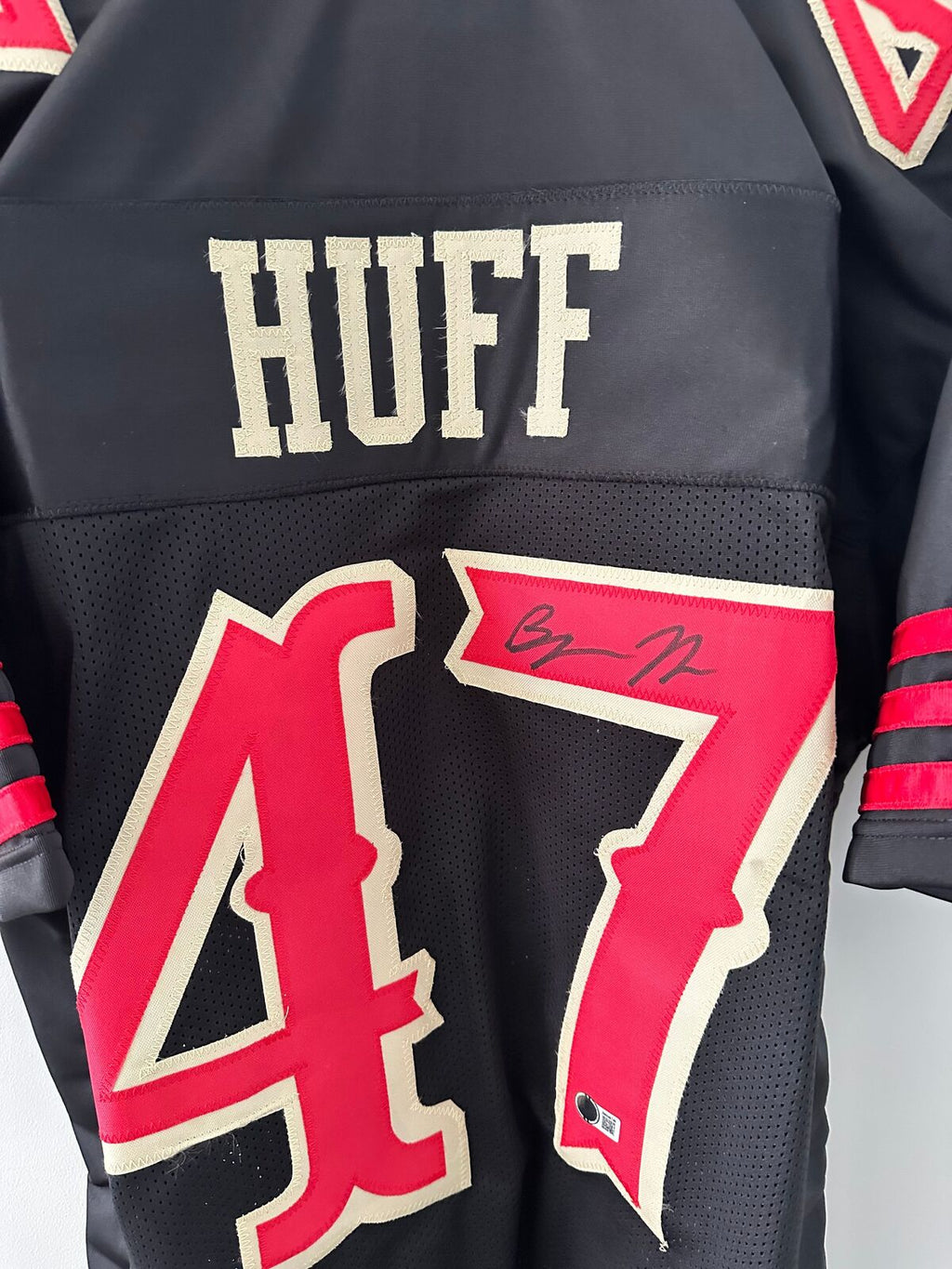 Bryce Huff Signed Football Jersey #47 – Beckett Witness Authenticated