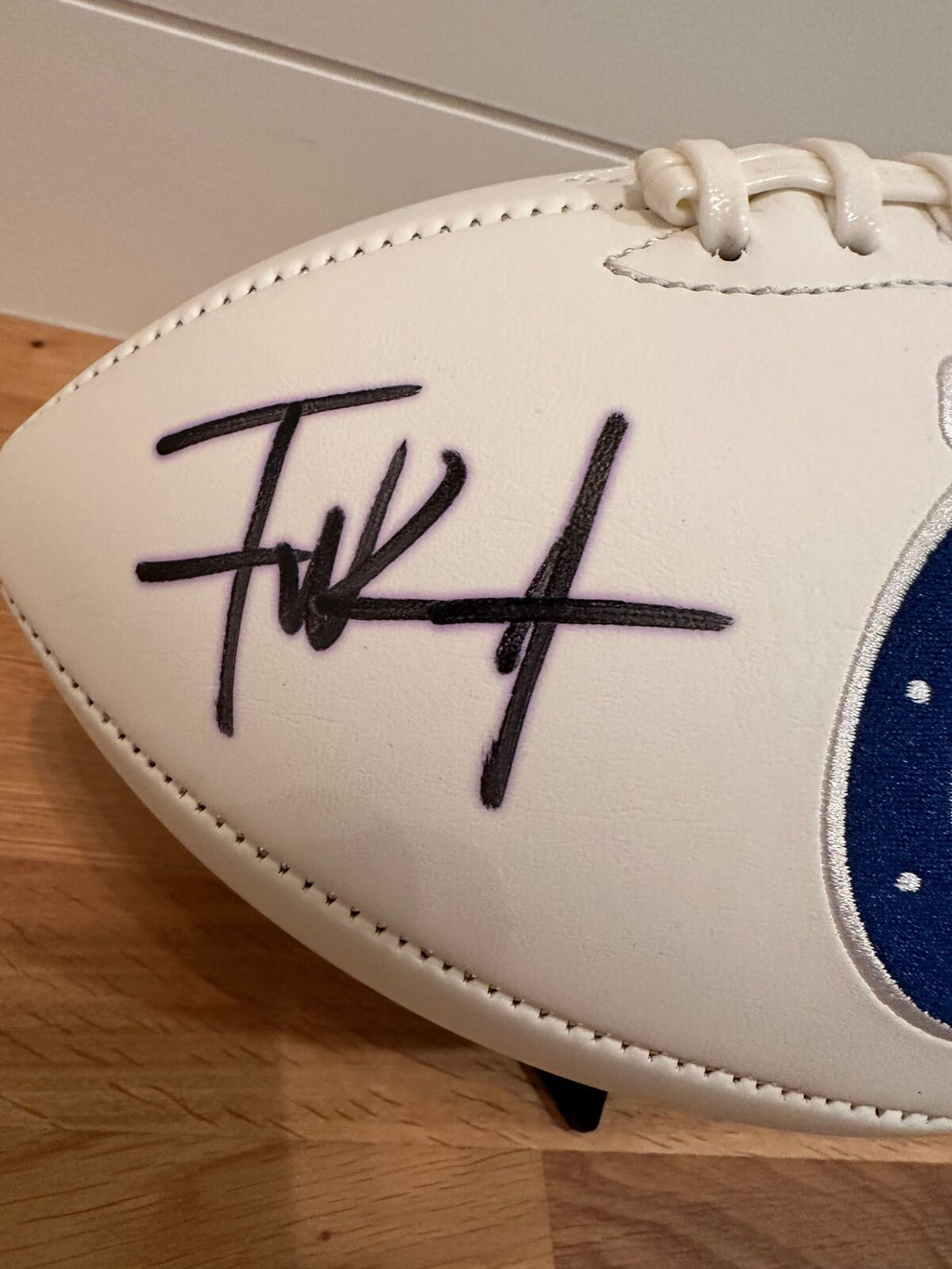 Frank Gore Signed Indianapolis Colts White Panel Football – Beckett Witnessed