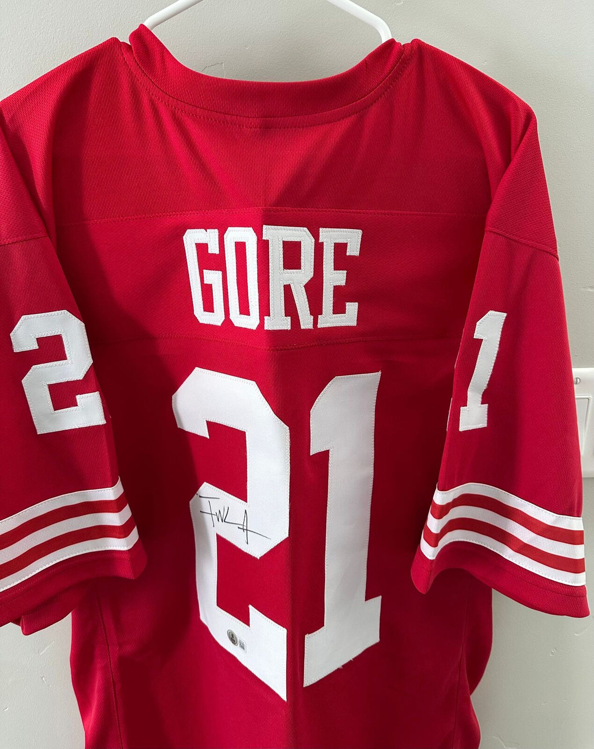 Frank Gore 49ers Signed Jersey – Beckett Witnessed Certified