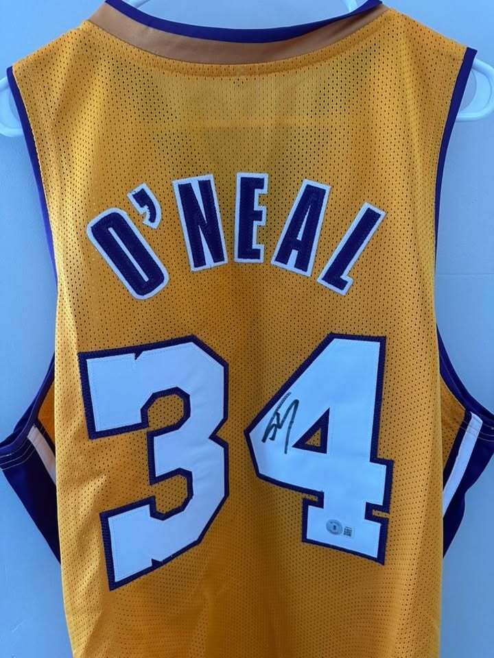 Shaquille O’Neal Signed Lakers Jersey Beckett Witnessed