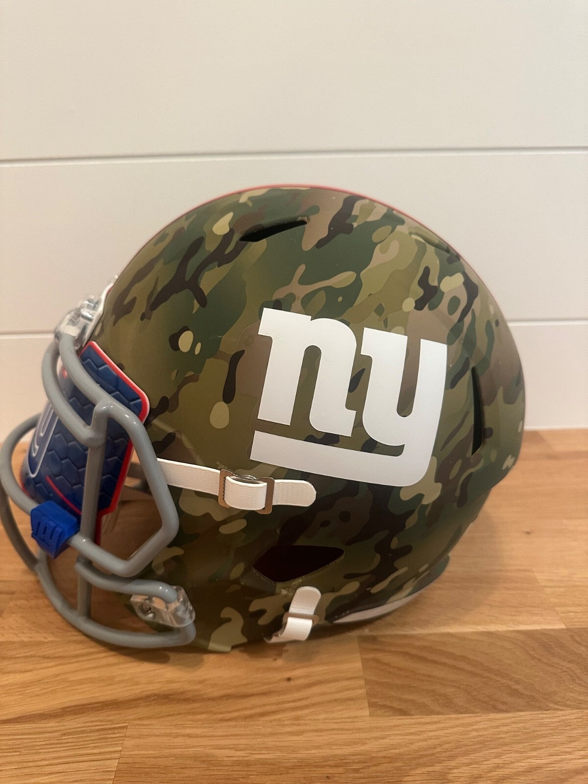 Daniel Jones Signed New York Giants Camo Full-Size Replica Helmet – Fanatics COA