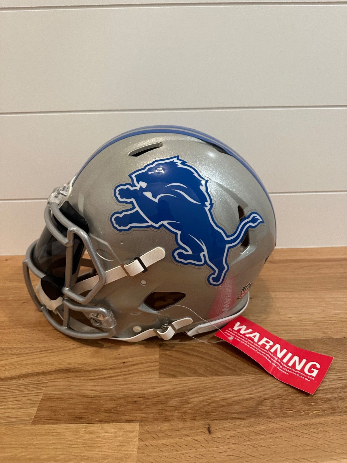 D’Andre Swift Signed Detroit Lions Full-Size Authentic Helmet – Fanatics