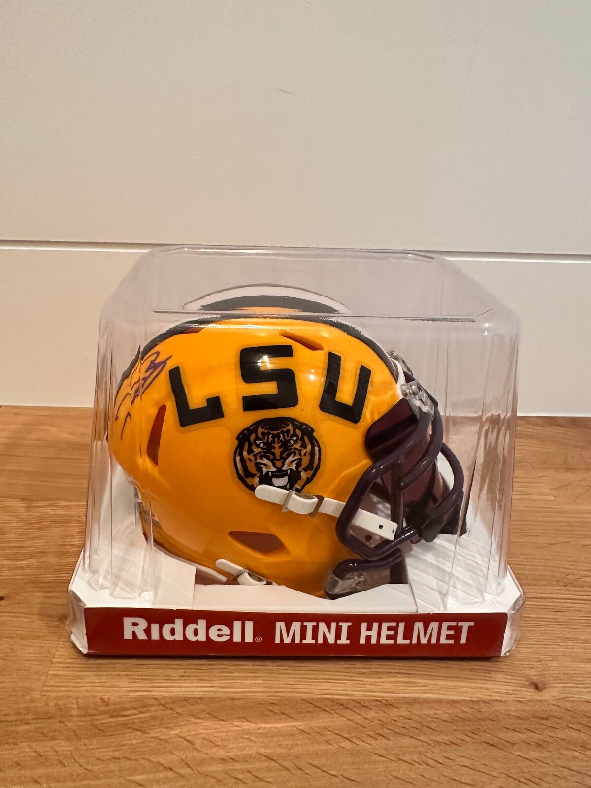 Dwayne Bowe JSA Certified Signed LSU Tigers Riddell Mini Helmet