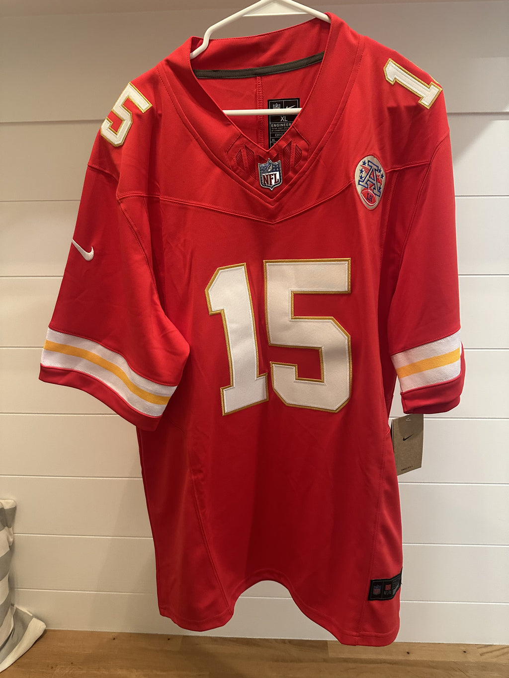 Patrick Mahomes Kansas City Chiefs #15 Red Stitched Jersey – XL – Unsigned