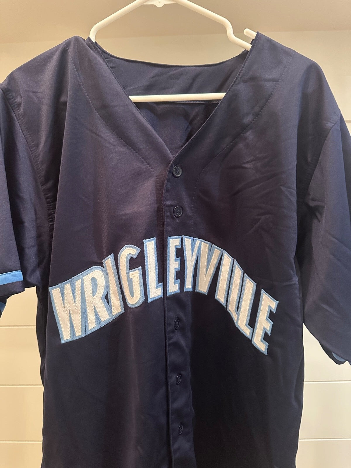 Nico Hoerner Signed Chicago Cubs Wrigleyville Jersey – Beckett Witnessed
