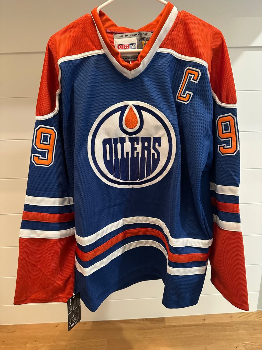Wayne Gretzky Edmonton Oilers CCM Vintage Hockey Jersey – Size 52 NWT