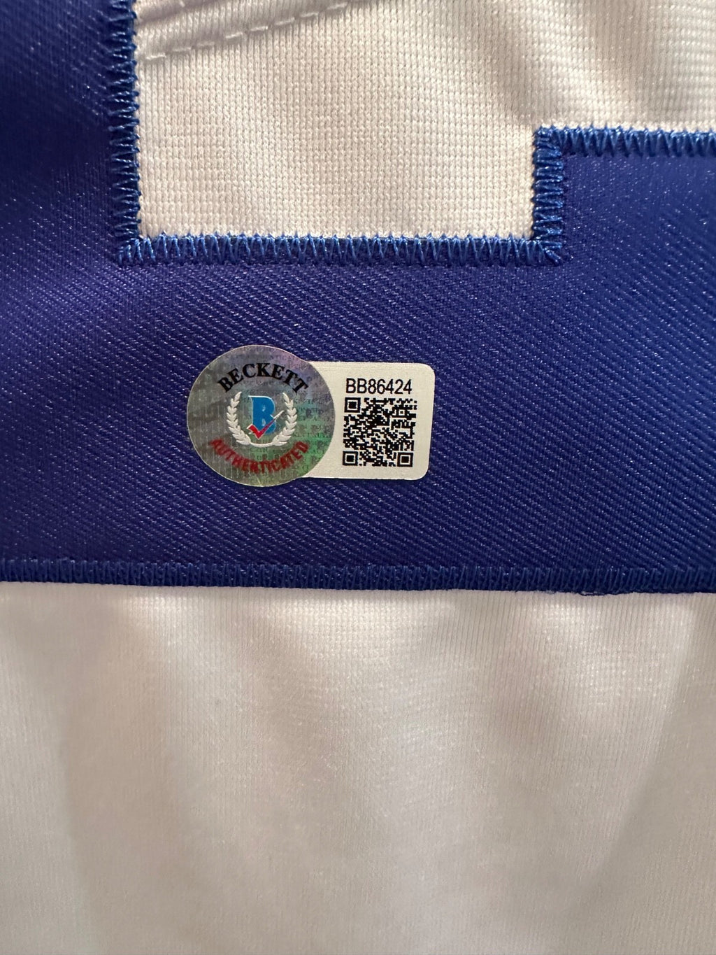 Jonathan Taylor Signed Colts Nike Replica Jersey XL – Beckett COA