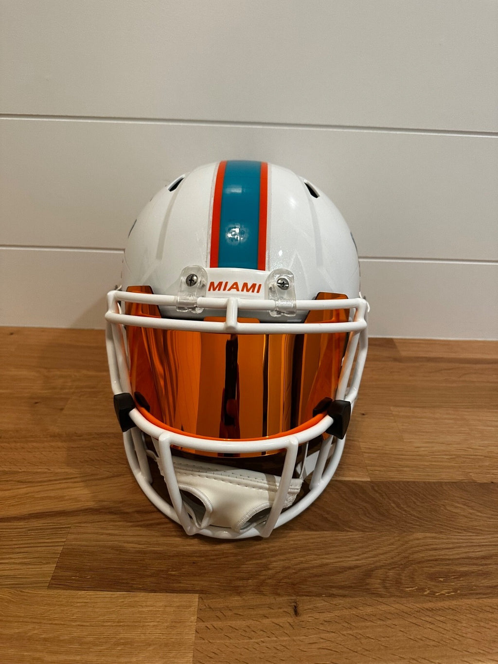 Tua Tagovailoa Signed Dolphins Full-Size Helmet – Fanatics Authenticated