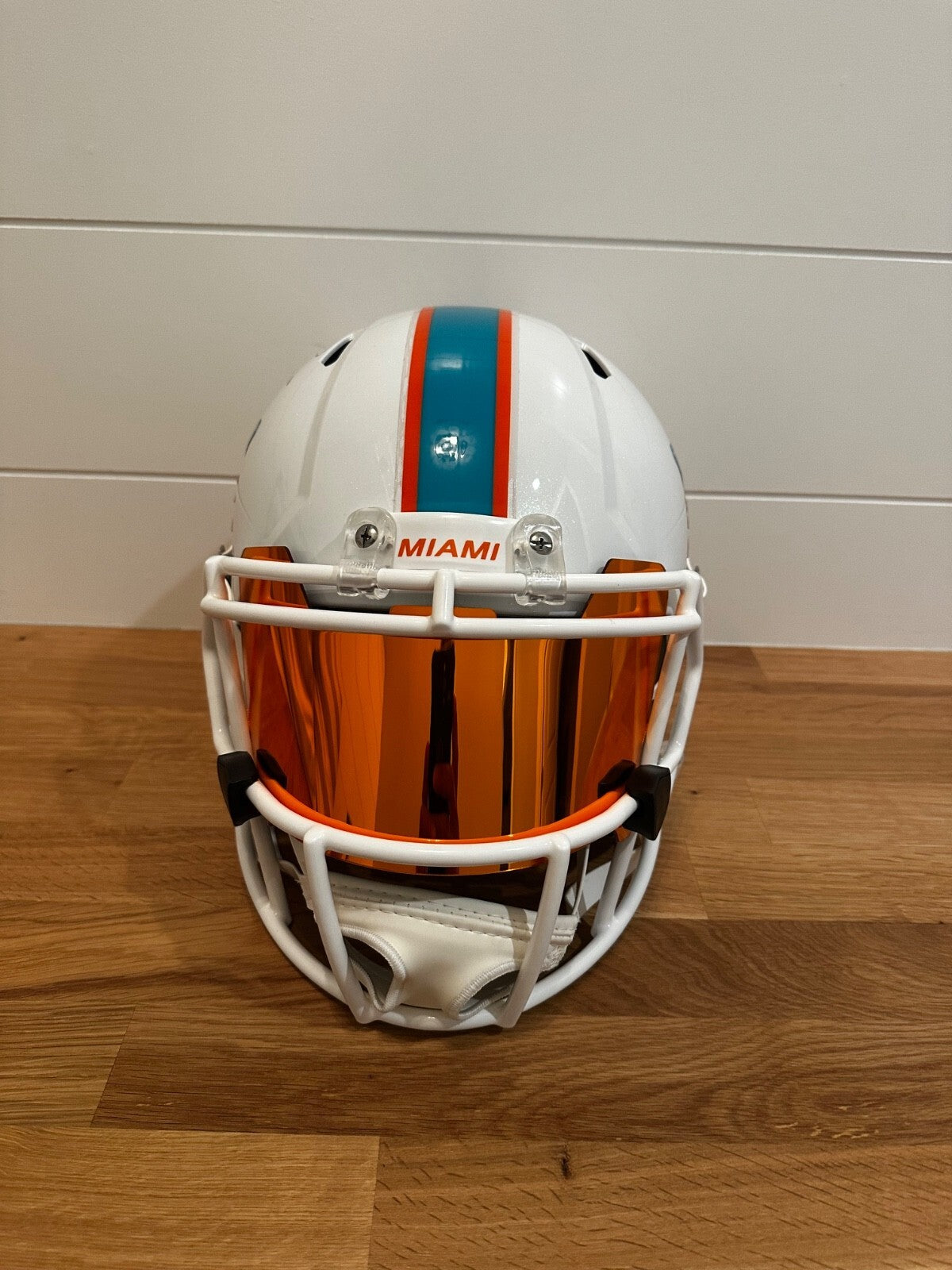 Tua Tagovailoa Signed Dolphins Full-Size Helmet – Fanatics Authenticated