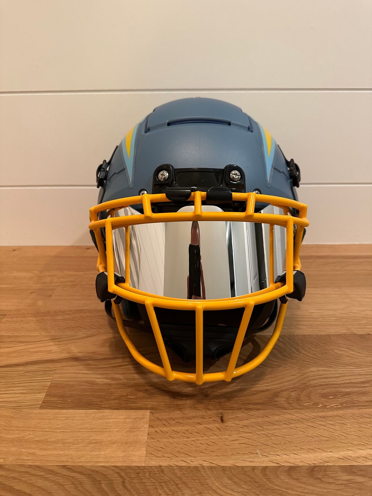 Justin Herbert Signed LA Chargers Schutt F7 Full-Size Authentic Helmet – Beckett