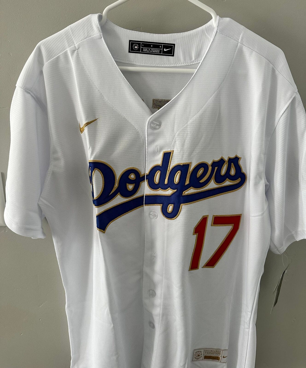 Shohei Ohtani Dodgers 2025 World Series Champions Gold Jersey – Nike Size Large