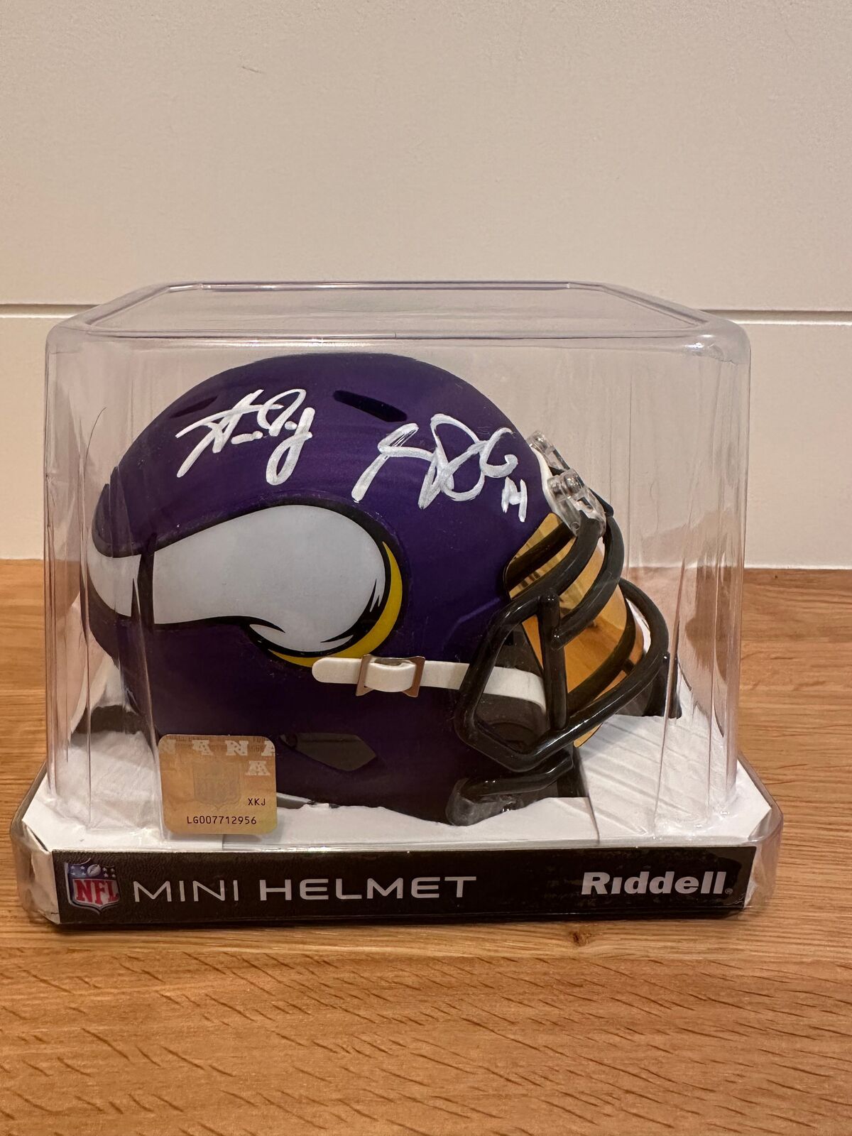 Sam Darnold & Aaron Jones Dual Signed Minnesota Vikings Riddell Mini Helmet –