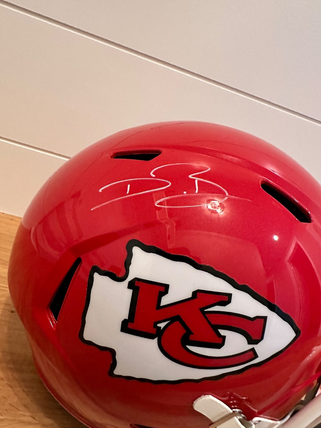 Dwayne Bowe Signed Kansas City Chiefs Mini Helmet – JSA Certified