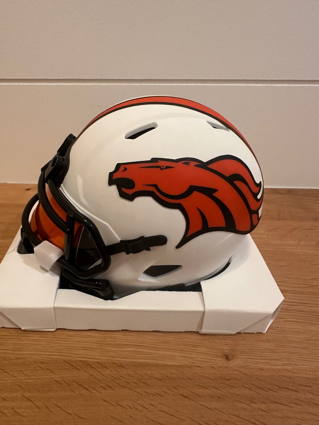 Russell Wilson Signed Denver Broncos Lunar Eclipse Mini Helmet – Fanatics