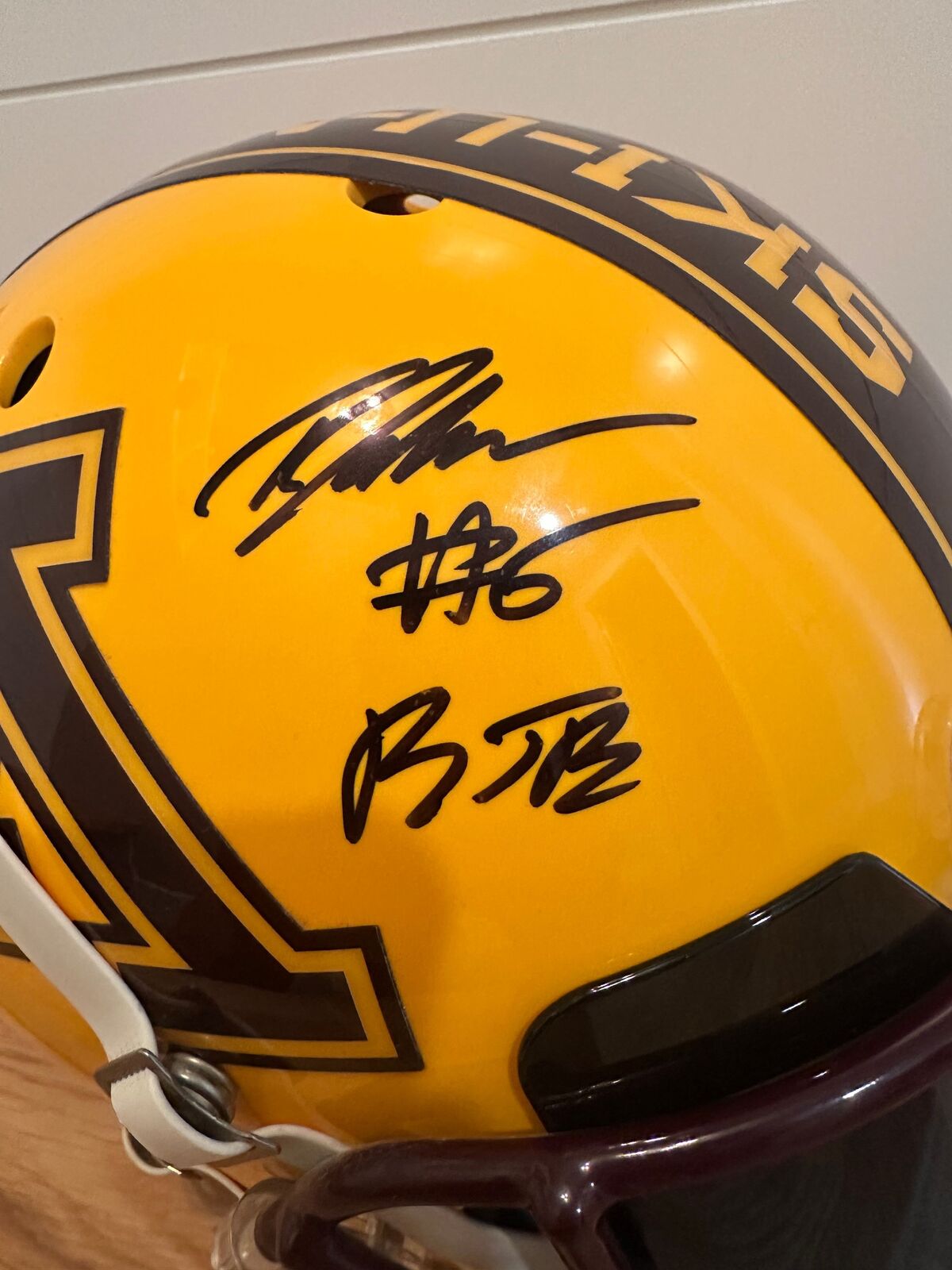 Tyler Johnson Signed Minnesota Golden Gophers Full-Size Replica Helmet – Becket