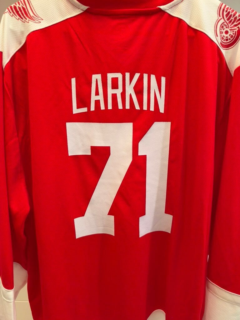 Dylan Larkin Detroit Red Wings #71 NHL Hockey Fan Jersey XL Red White