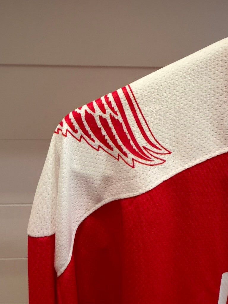 Dylan Larkin Detroit Red Wings #71 NHL Hockey Fan Jersey XL Red White