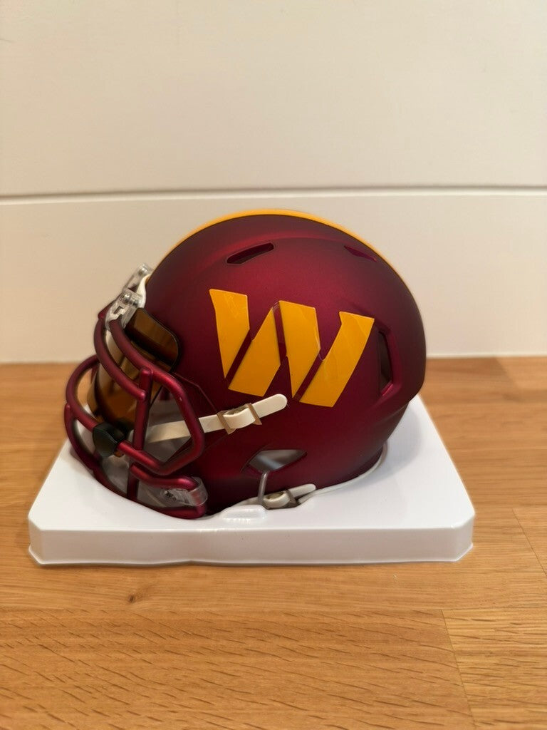 Santana Moss Signed Washington Commanders Speed Mini Helmet JSA COA Gold Visor