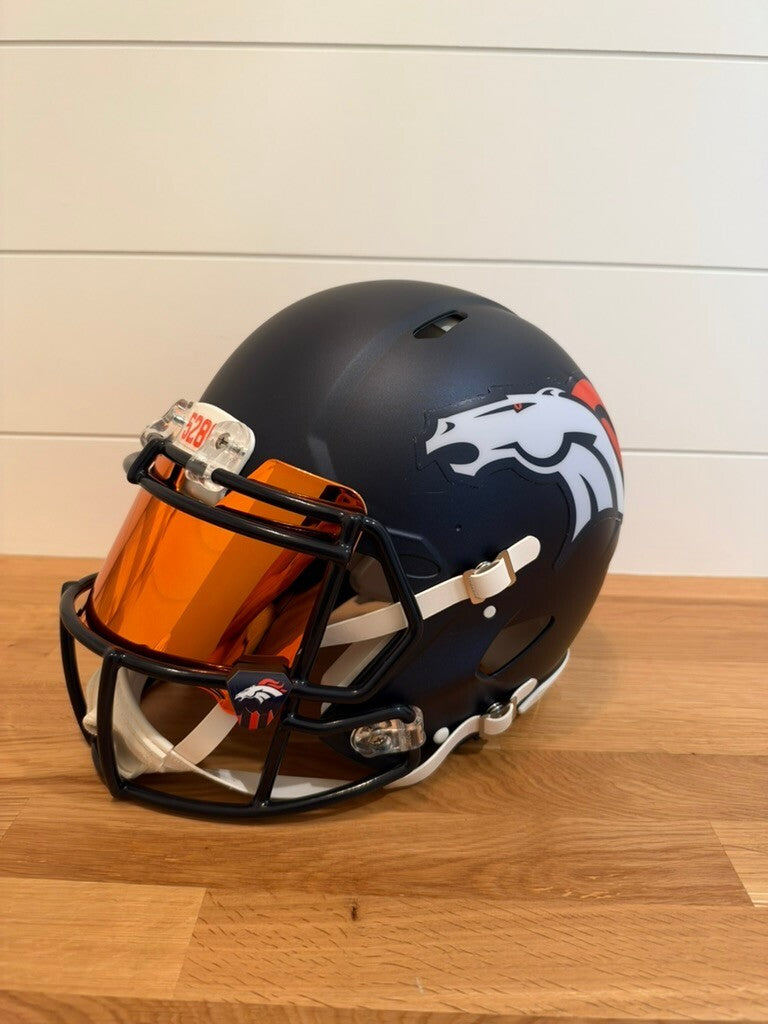 Terrell Davis Signed Denver Broncos Riddell Speed Authentic Helmet