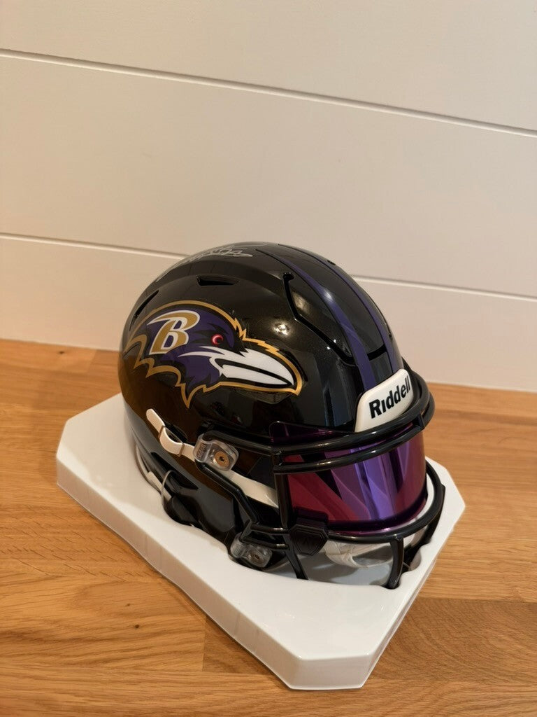 Derrick Henry Signed Ravens SpeedFlex MIDI Helmet Purple Visor Beckett