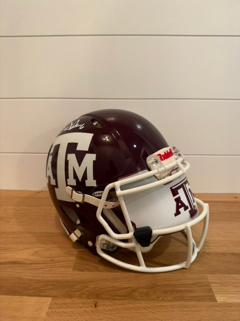 De'Von Achane Signed Texas A&M Authentic Speed Full Size Helmet Beckett Visor