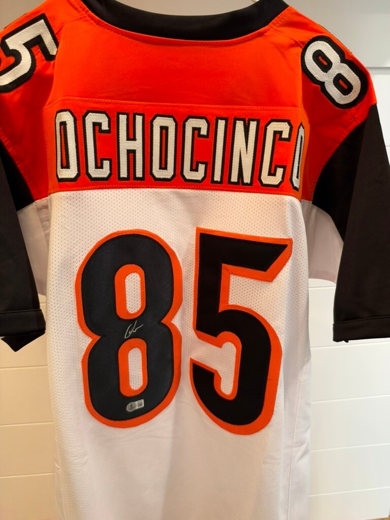 Chad Johnson Ochocinco Signed Bengals Custom #85 Jersey Beckett Witnessed