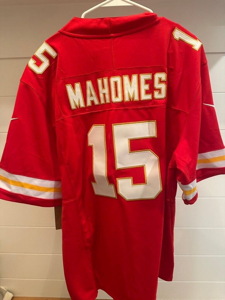 Patrick Mahomes Kansas City Chiefs #15 Red Stitched Jersey – XL – New With Tags