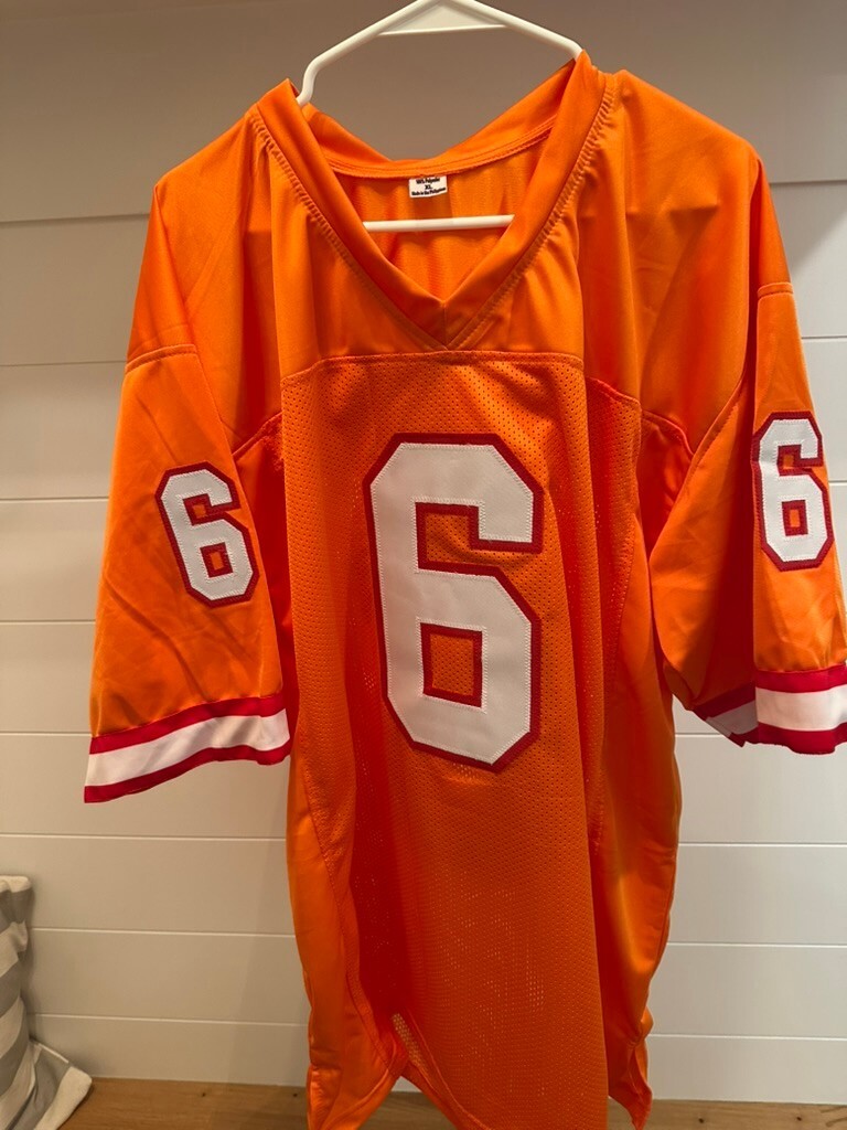 Baker Mayfield Signed Tampa Bay Buccaneers Orange Throwback Jersey – Beckett