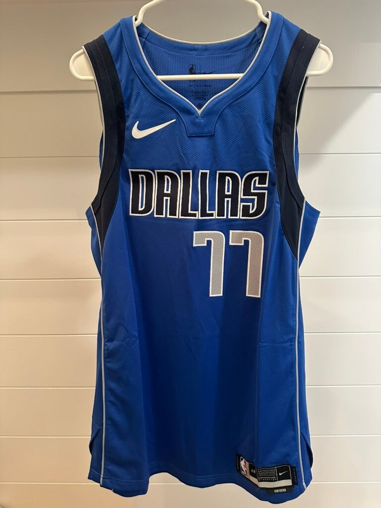 Luka Doncic Signed Dallas Mavericks Nike Authentic Jersey #77 Size 48 PSA