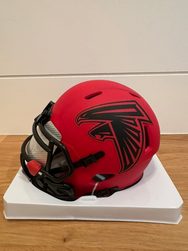 Bijan Robinson Signed Falcons Rave Mini Helmet Beckett Custom Silver Viso
