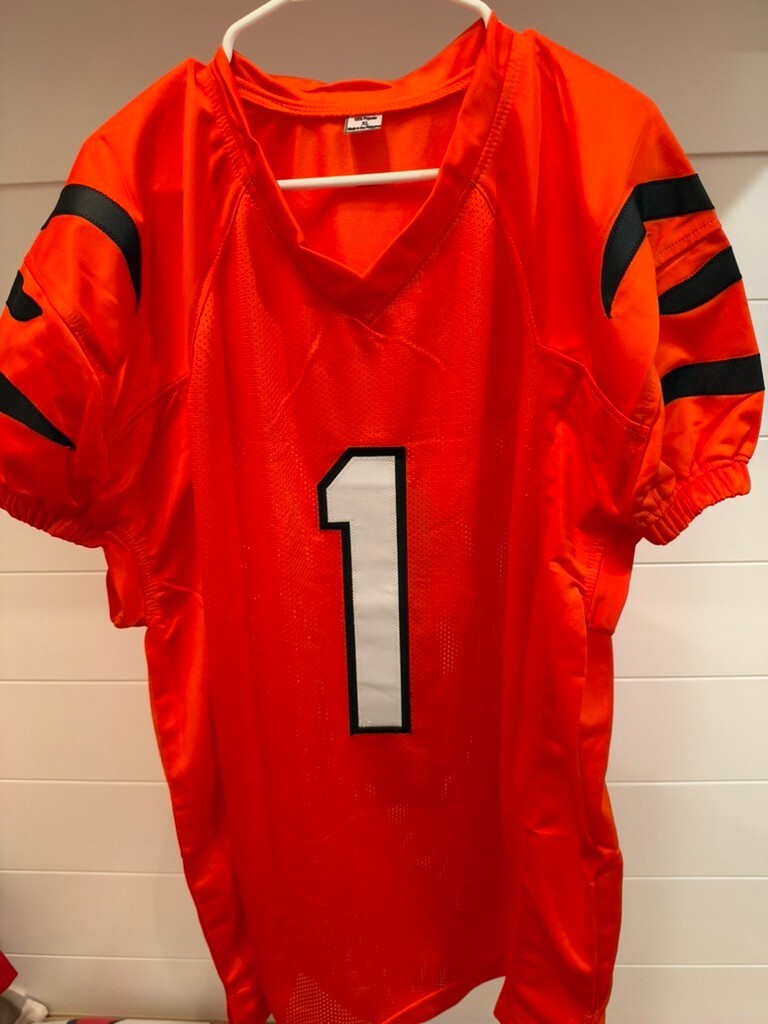 Ja'Marr Chase Signed Cincinnati Bengals #1 Orange Jersey XL Beckett BAS