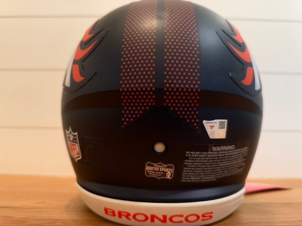 Terrell Davis Signed Denver Broncos Riddell Speed Authentic Helmet