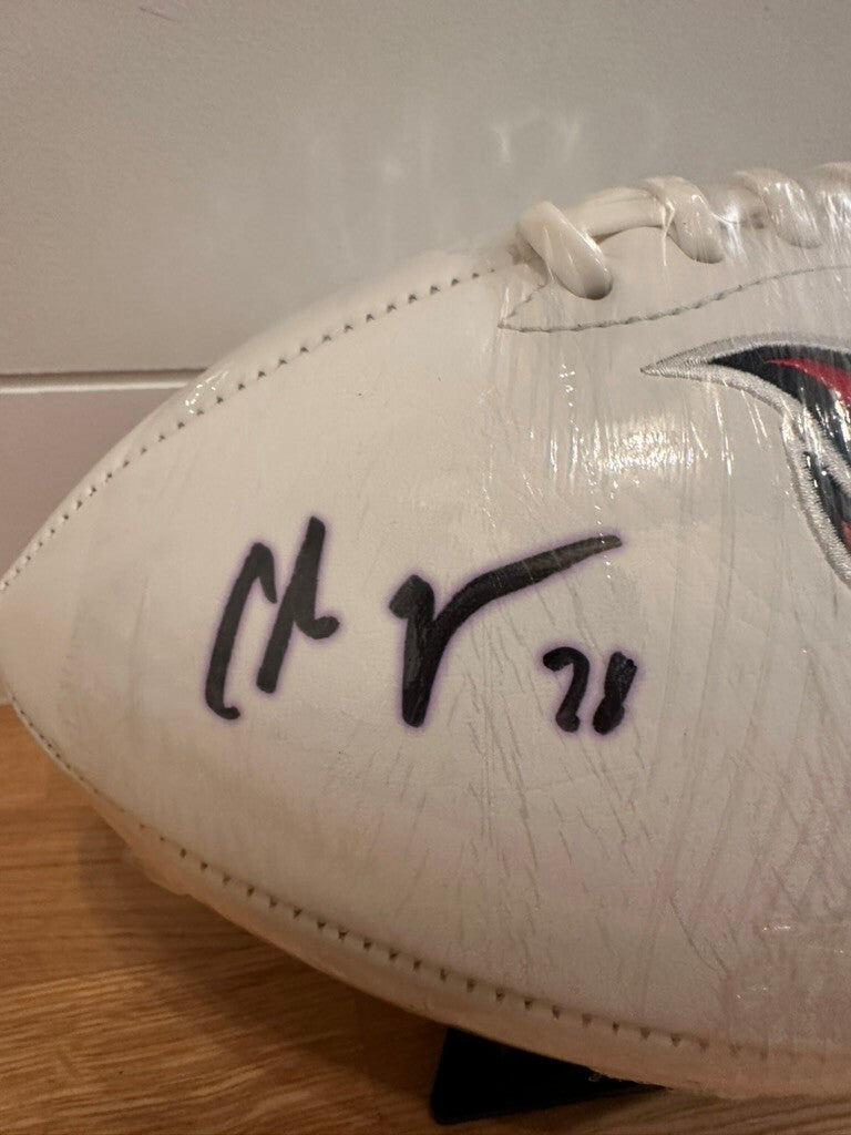 Chris Johnson #28 Signed Tennessee Titans Logo Football Beckett BAS Witnessed