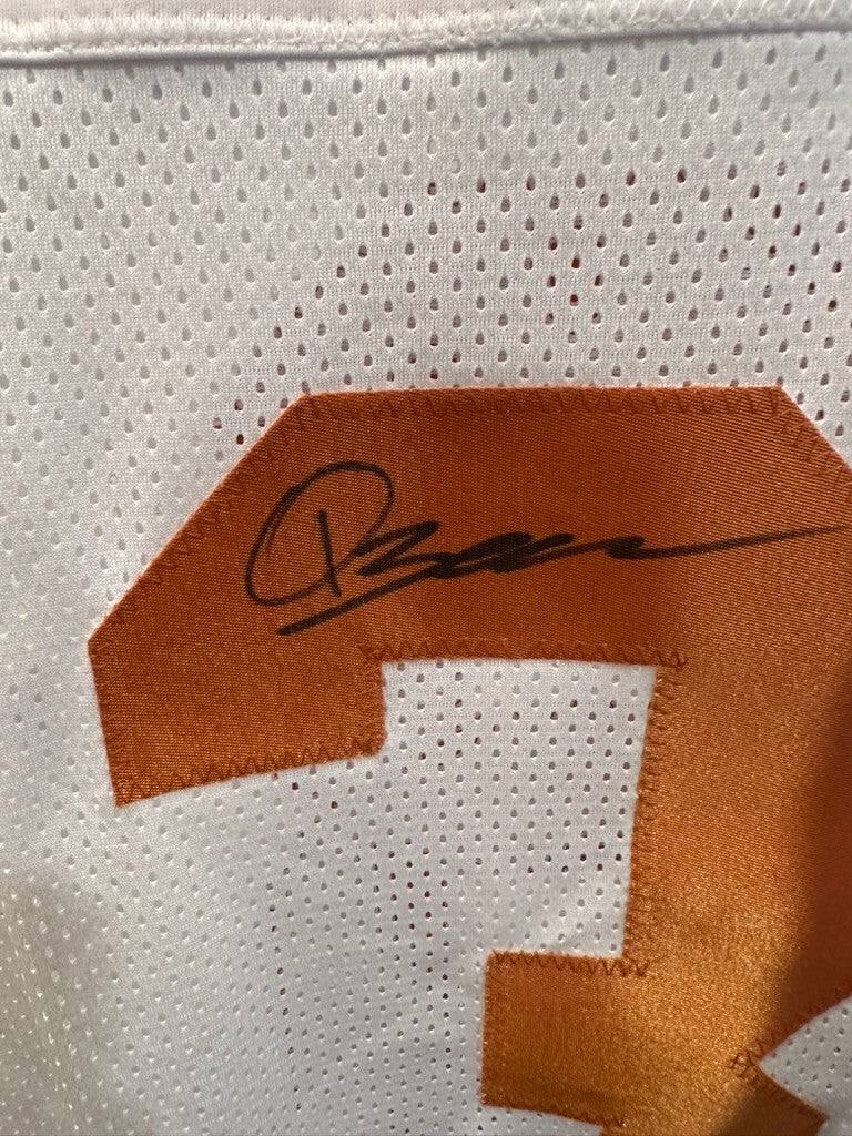 Quinn Ewers Signed Football Jersey with Beckett Authentication