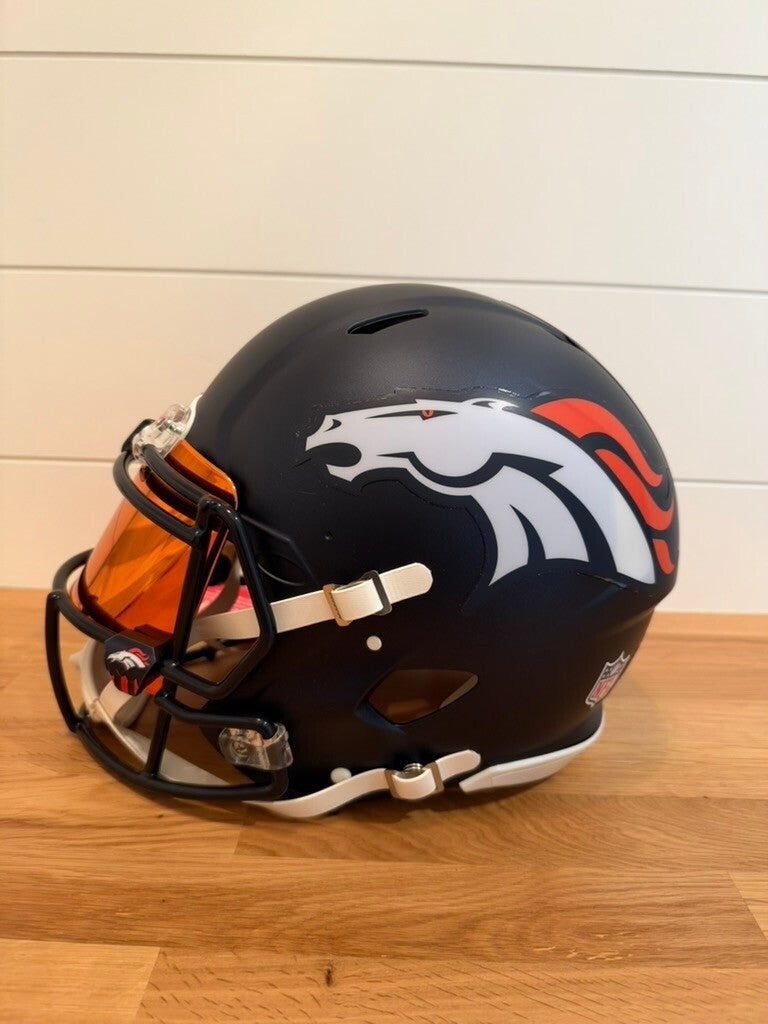 Terrell Davis Signed Denver Broncos Riddell Speed Authentic Helmet