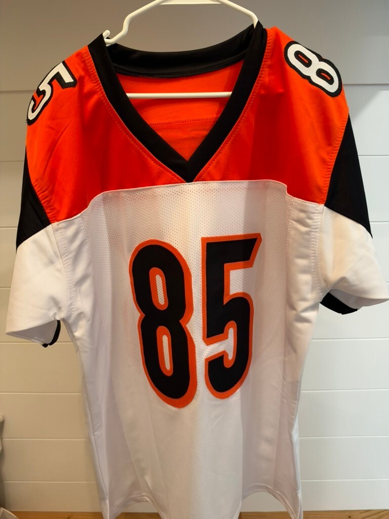Chad Johnson Ochocinco Signed Bengals Custom #85 Jersey Beckett Witnessed