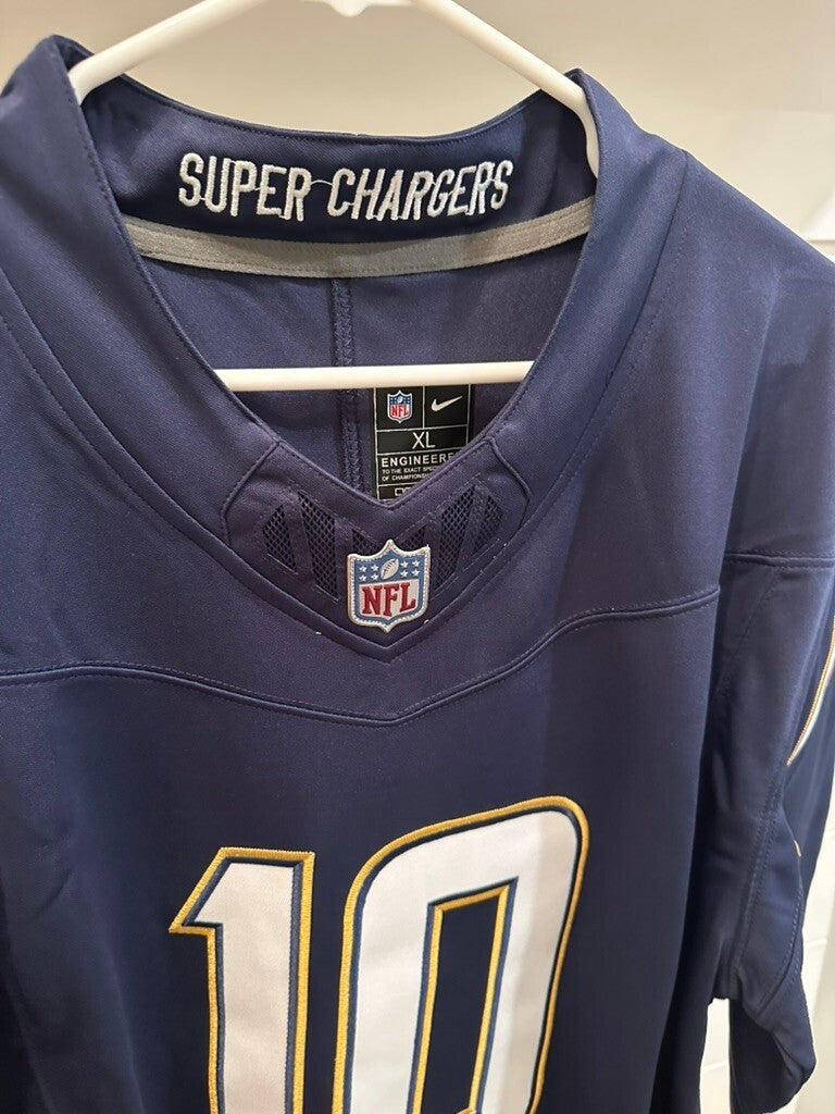 Justin Herbert #10 Los Angeles Chargers Nike Dri-FIT Limited Jersey Navy XL –