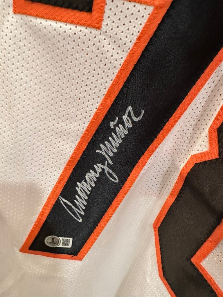 Cincinnati Bengals #78 Anthony Munoz Signed White Football Jersey with Beckett W