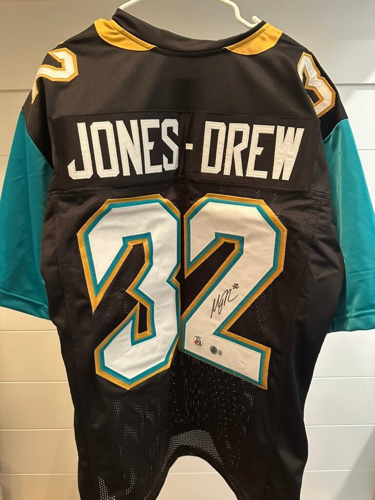 Maurice Jones-Drew Signed Jacksonville Jaguars #32 Jersey Beckett BAS