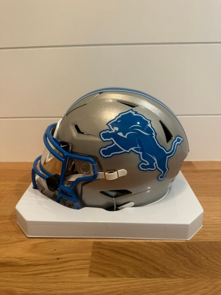 Isaac TeSlaa Signed Lions SpeedFlex MIDI Helmet Beckett Mirrored Visor