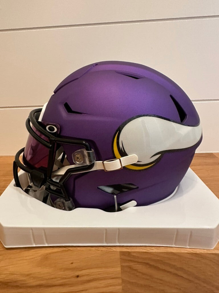 Adrian Peterson Signed Vikings SpeedFlex MIDI Helmet Beckett Purple Visor