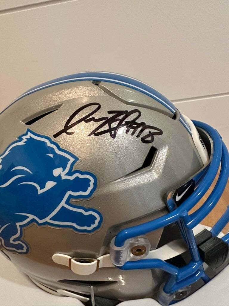 Isaac TeSlaa Signed Lions SpeedFlex MIDI Helmet Beckett Mirrored Visor