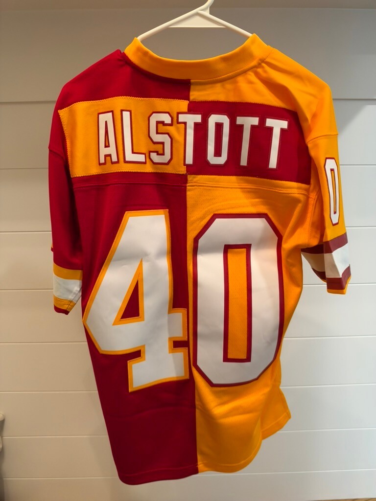 Mike Alstott Buccaneers Mitchell & Ness Split Legacy Jersey Small 36 NWT