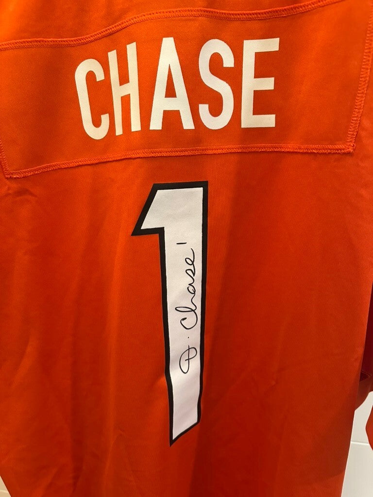 Ja’Marr Chase Signed Cincinnati Bengals Orange Nike XL Jersey – Beckett