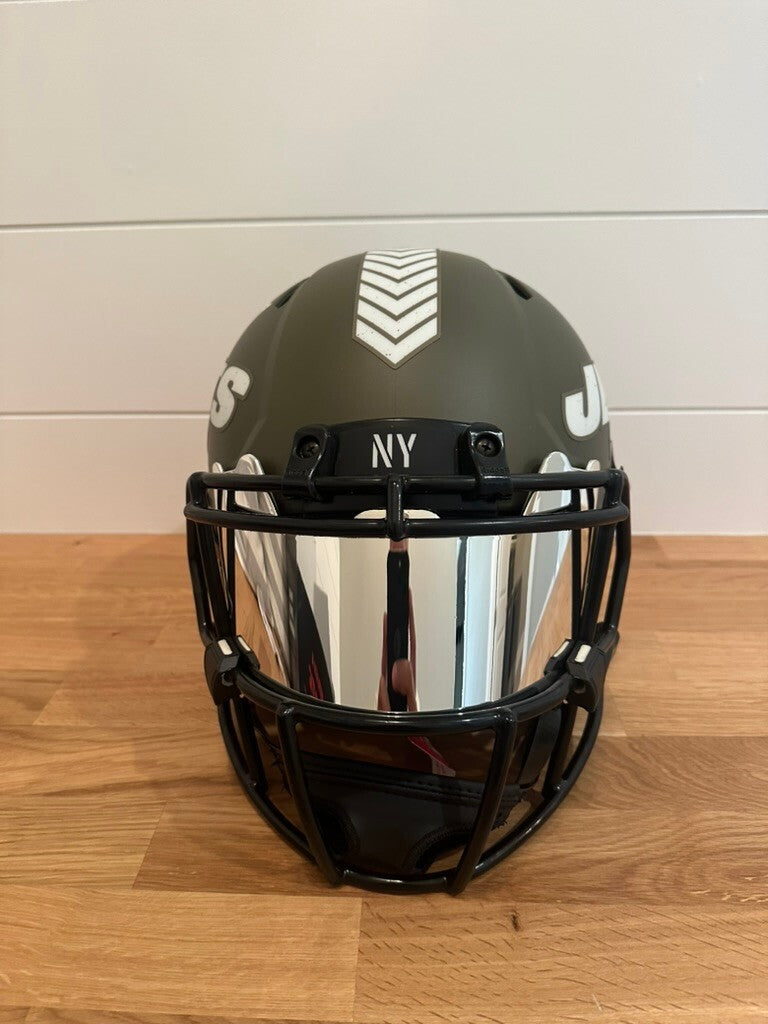 Darrelle Revis Signed NY Jets Salute to Service Full-Size Helmet – Beckett