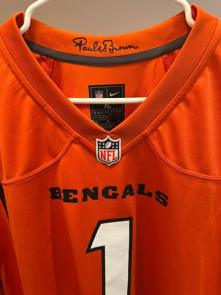 Ja’Marr Chase Signed Cincinnati Bengals Orange Nike XL Jersey – Beckett