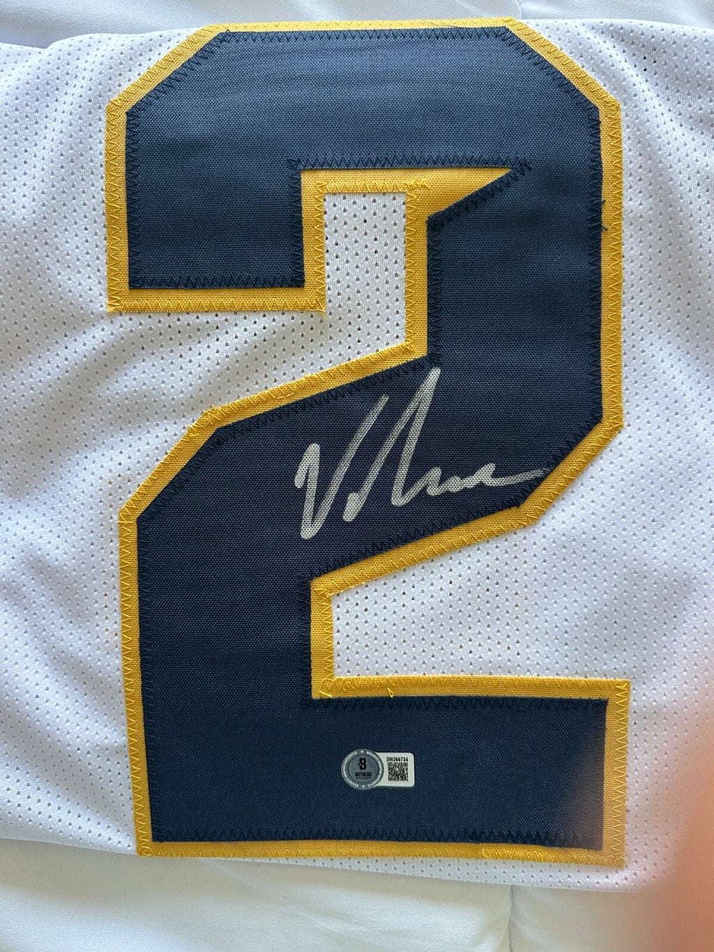Junior Vandeross III Signed Toledo Rockets Jersey – Beckett Witnessed