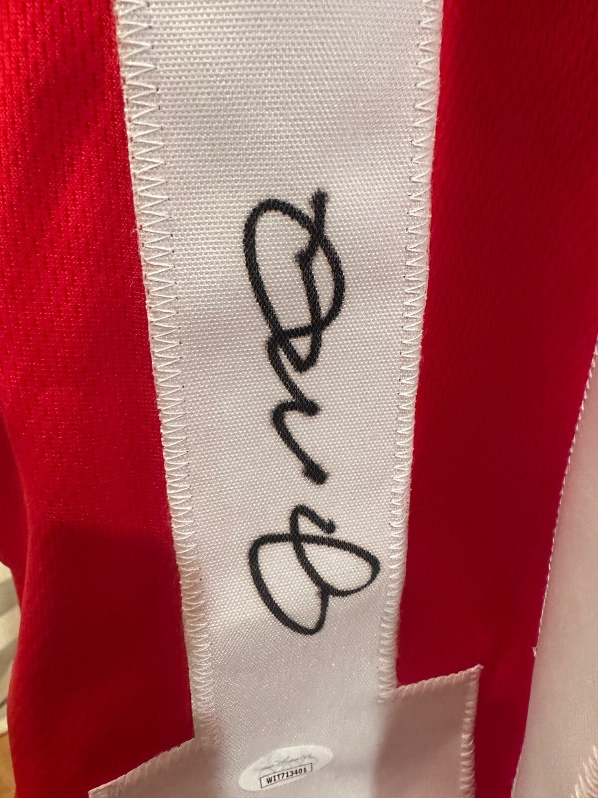 Joe Montana Signed San Francisco 49ers #16 Red Jersey – JSA Witnessed COA
