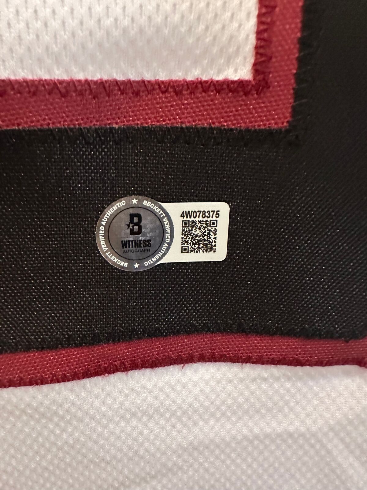 Rico Dowdle Autographed South Carolina Gamecocks Jersey – Beckett Witnessed